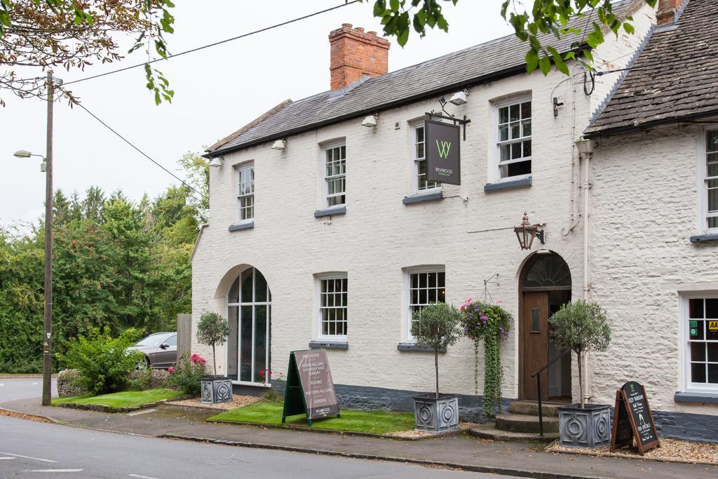 The Wychwood Inn Shipton under Wychwood Exterior foto