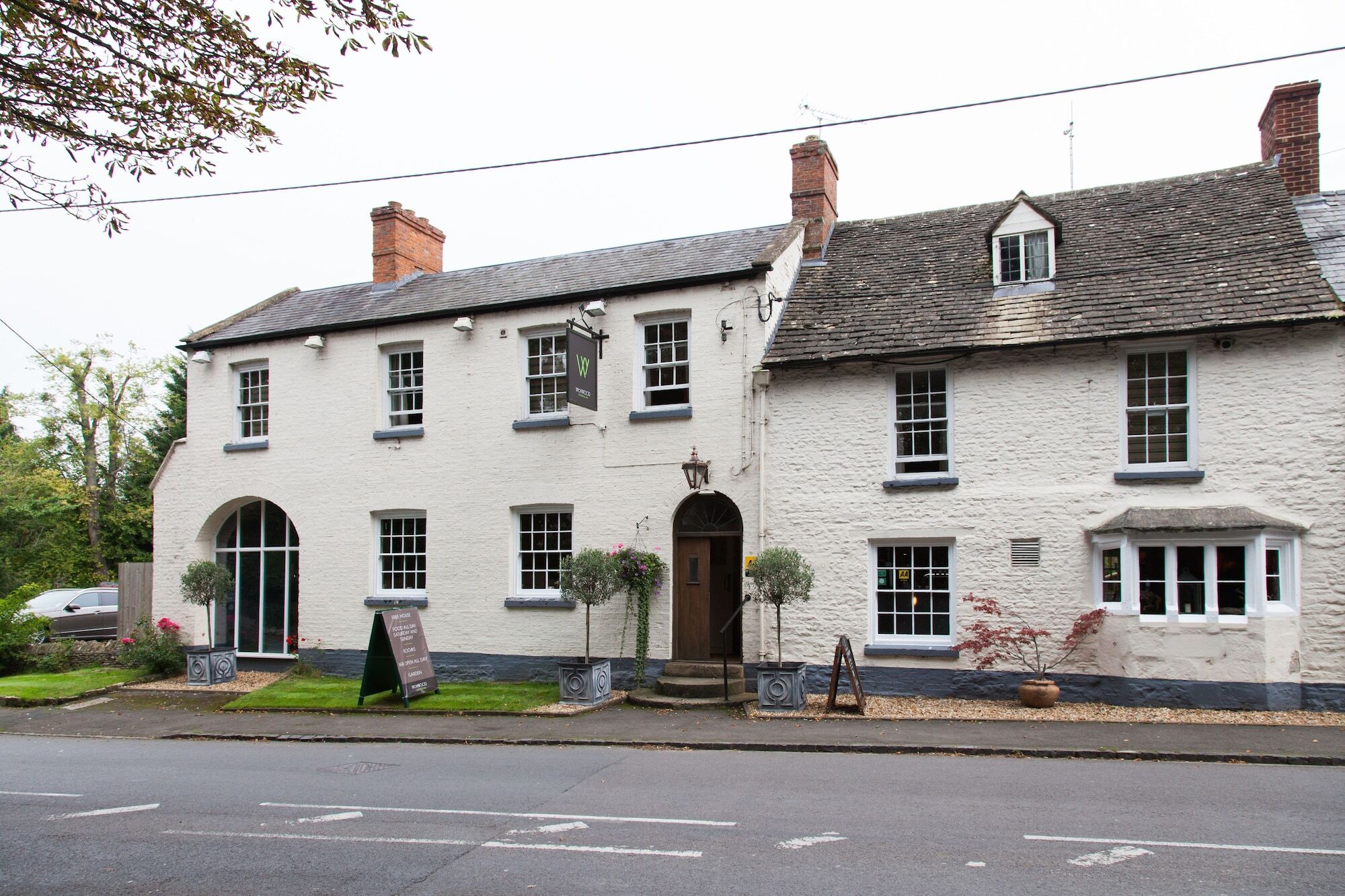 The Wychwood Inn Shipton under Wychwood Exterior foto